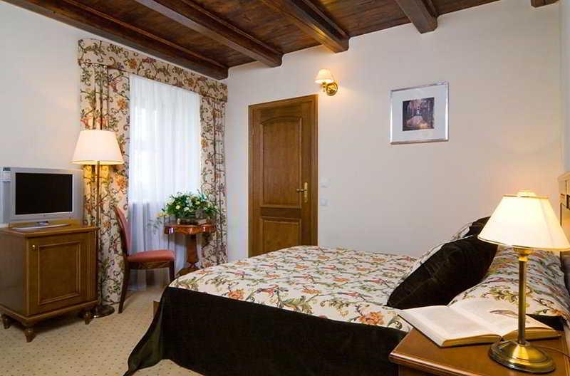 Rubinstein 4* Krakow